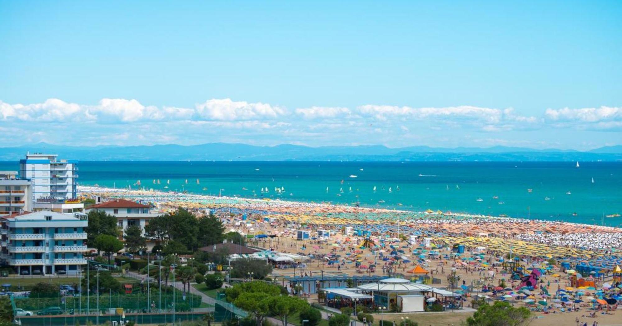 Nice Apartment With Terrace Next To The Sea Bibione Exterior photo